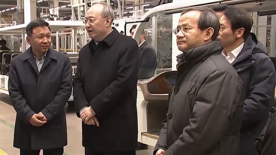 市委書記尹力、市長殷勇調研北汽：發(fā)揮龍頭企業(yè)引領作用